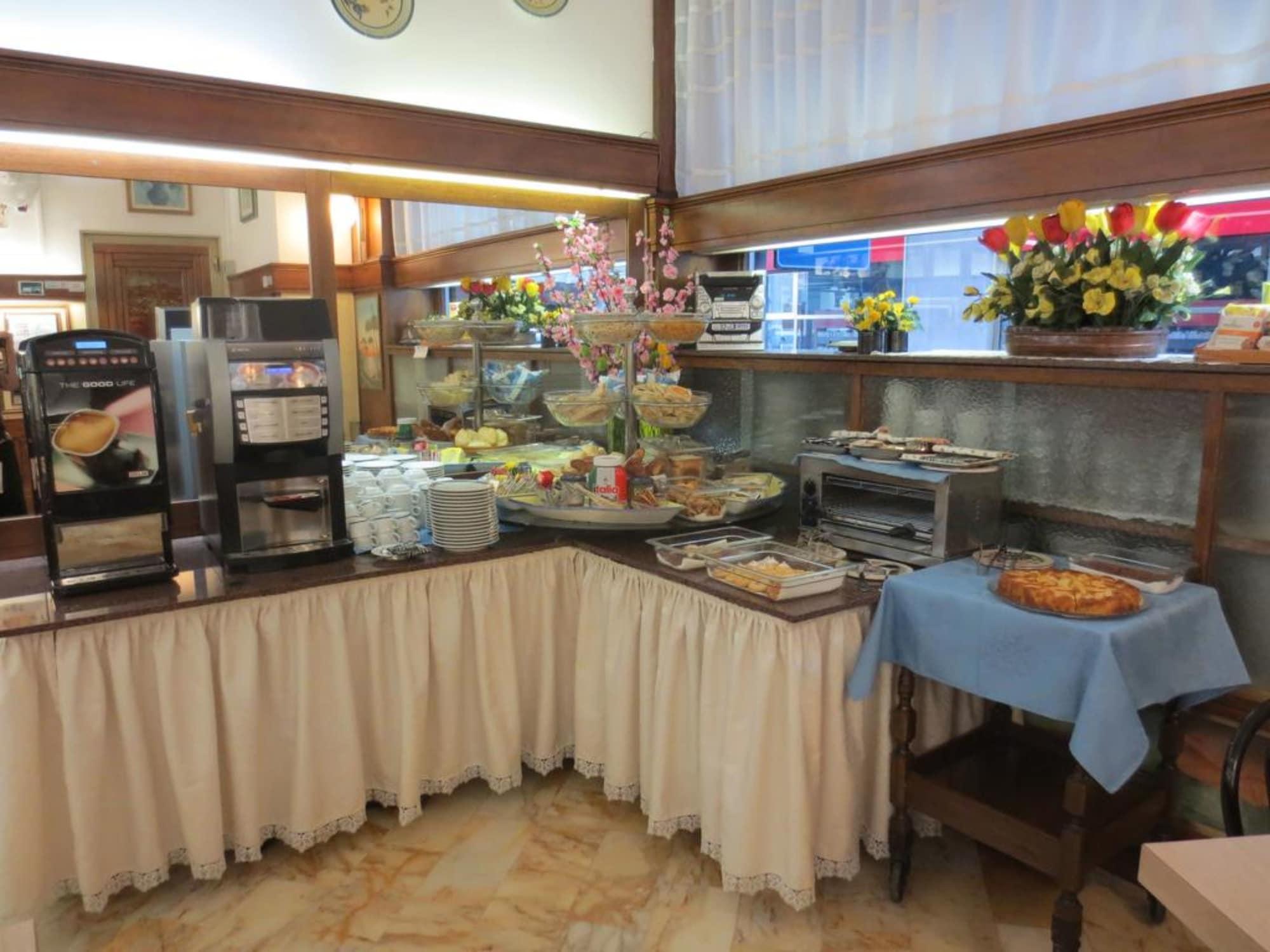 Hotel Italia City Center Mantova Kültér fotó
