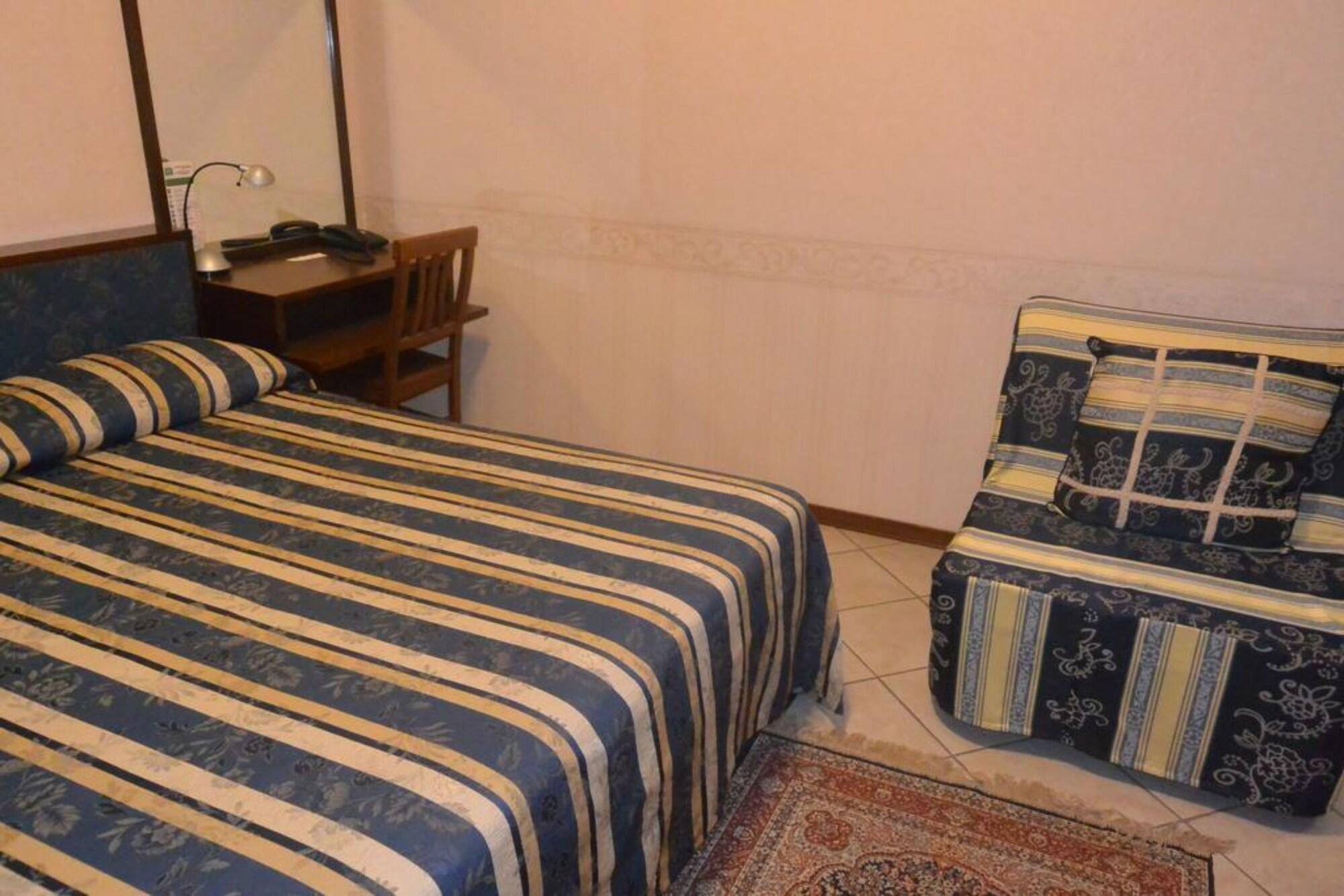 Hotel Italia City Center Mantova Kültér fotó