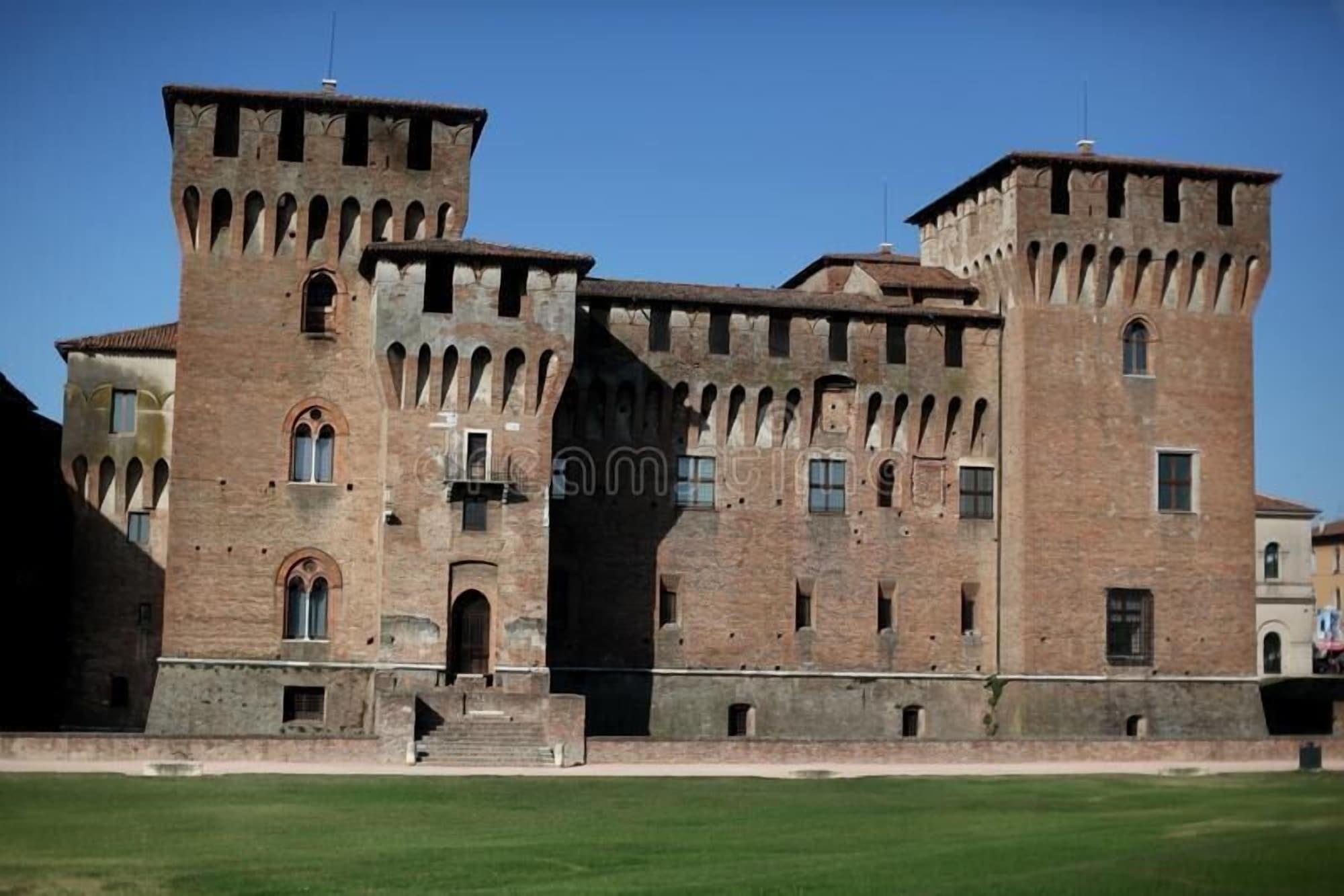 Hotel Italia City Center Mantova Kültér fotó